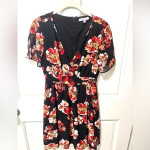 Madewell black wrap pink floral tulip sleeve women’s dress size 0 xs x-small